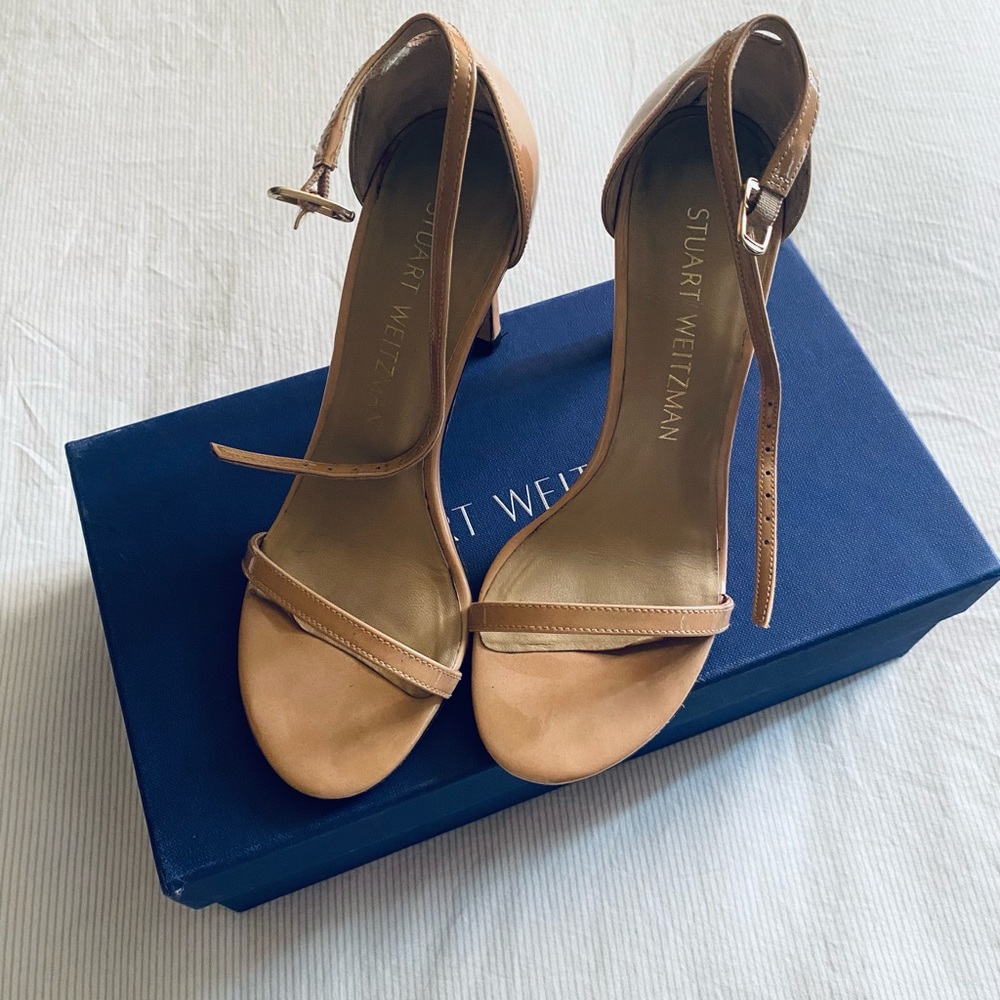 STUART WEITZMAN NUDISTRONG NUDE COLOR size 4.5